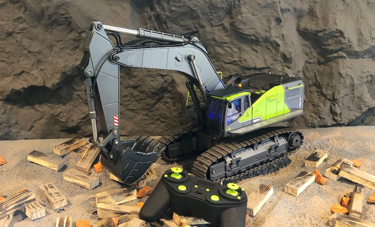 About us image for Digger Zone Party & Event Hire - Event ideas with a construction theme, party hire with rc diggers, christmas party event ideas, Radio Controlled Excavators, Digger Zone RC Crawlers, Play with radio controlled cars, Traxxas TRX4M, Party ideas for a man who loves diggers, Traxxas Bronco, Christmas party ideas, ftx rc car hire, Be a kid again